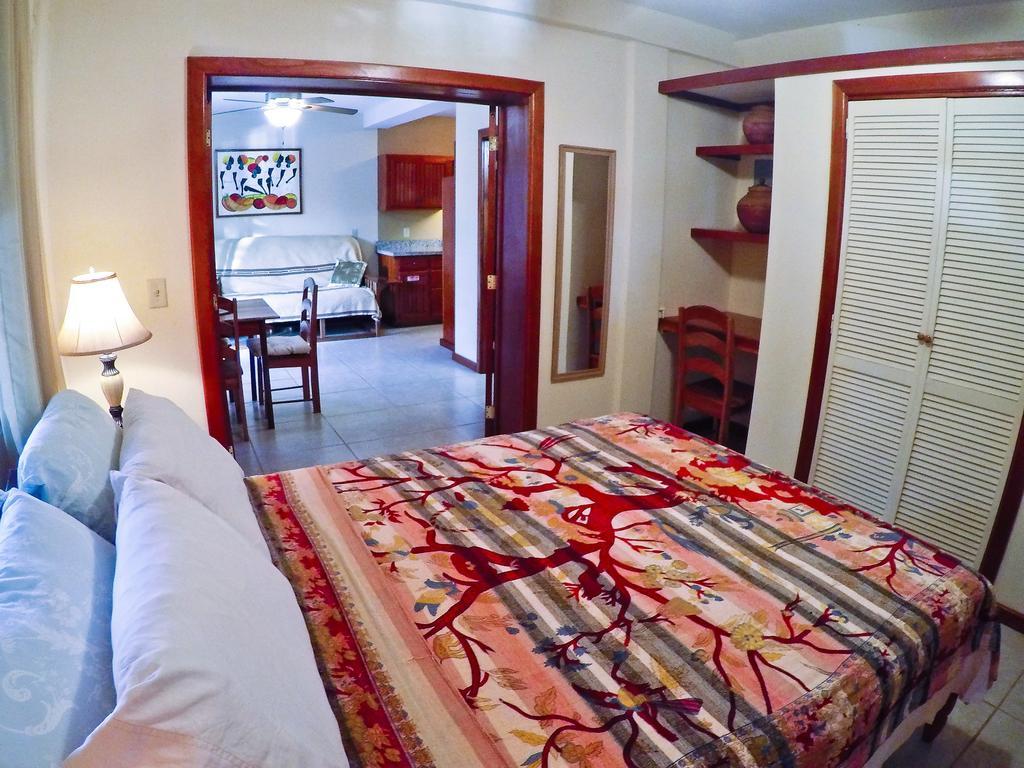 Dolce Cabana Waterfront Suites Placencia Exterior foto
