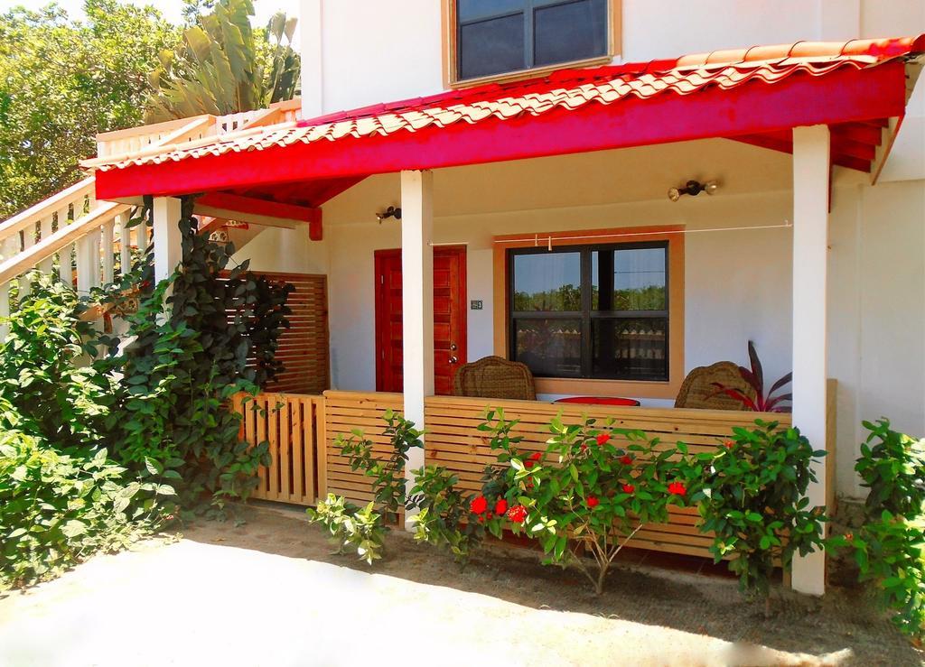 Dolce Cabana Waterfront Suites Placencia Exterior foto