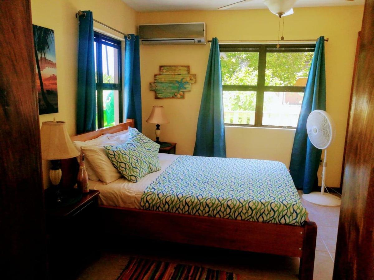 Dolce Cabana Waterfront Suites Placencia Exterior foto